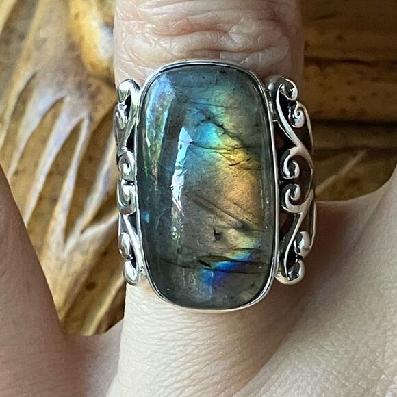 Natural Labradorite Sterling Silver Cocktail Ring Size 6 - Picture 1 of 10